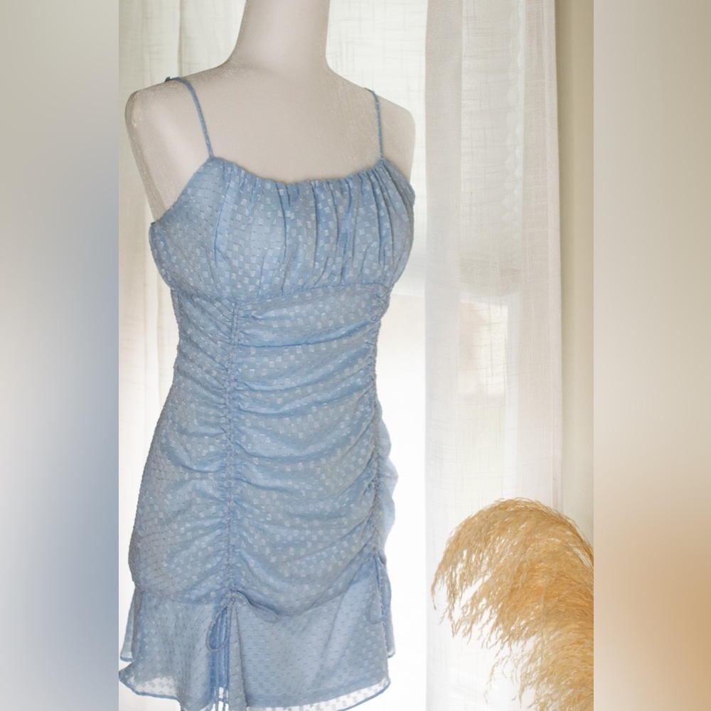 NEW WITH TAGS! Blue ruched summer dress 💙